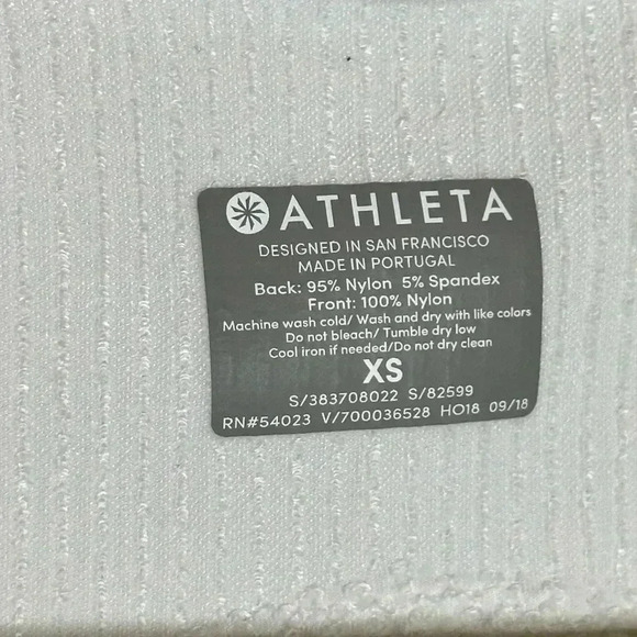 Athleta White and Cream Flurry Primaloft Vest XS - Picture 5 of 9